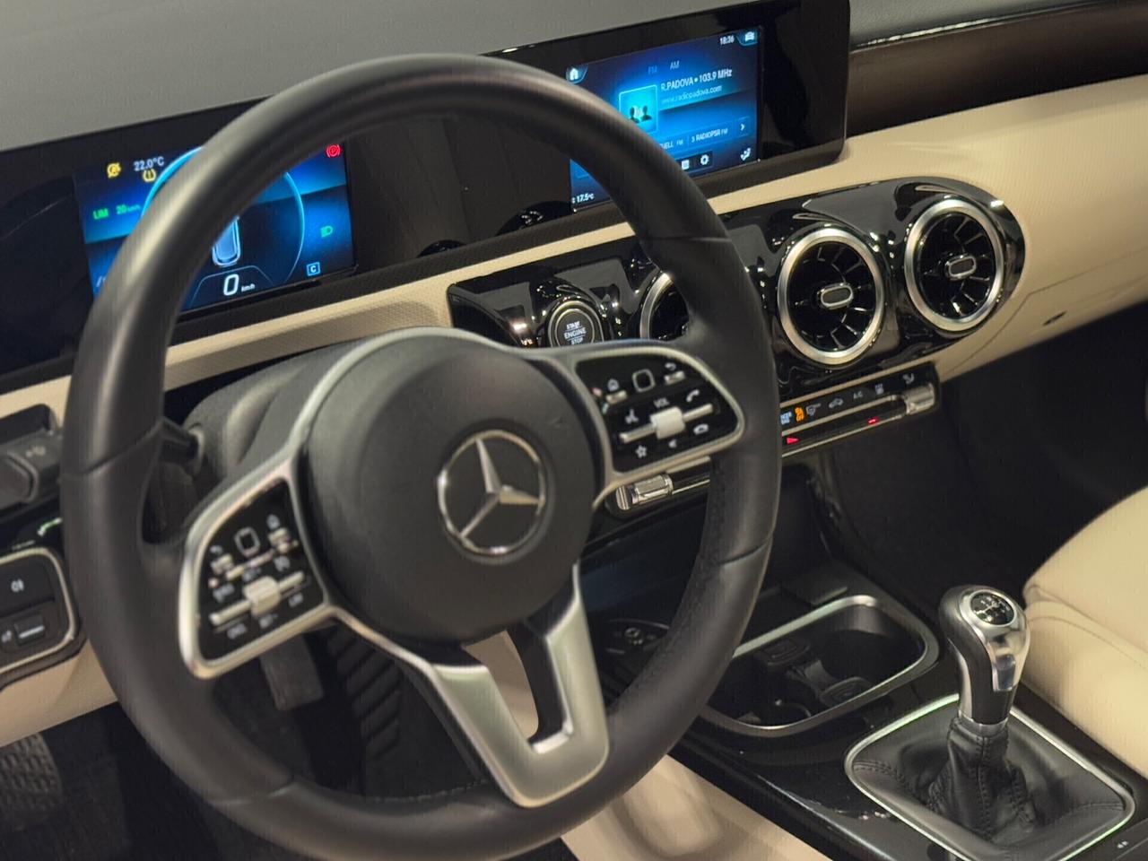 Mercedes-benz A 180 Sport AMG LINE