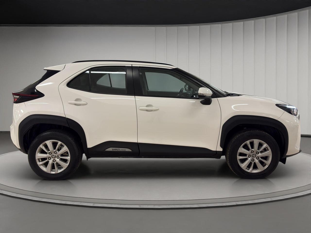 Toyota Yaris Cross 1.5h Active fwd 116cv e-cvt