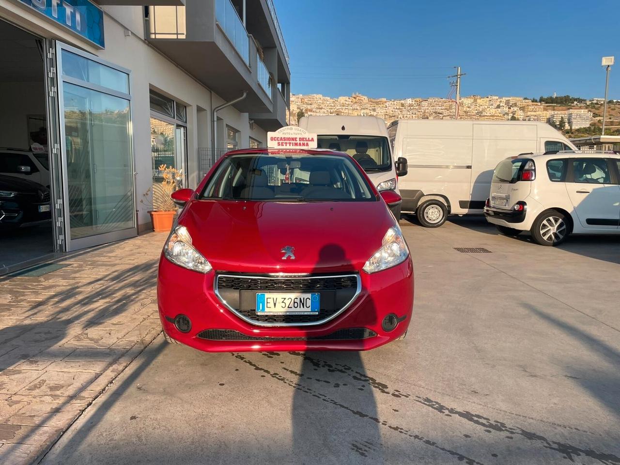 Peugeot 208 1.4 HDi 68 CV 5 porte Allure neopatentati