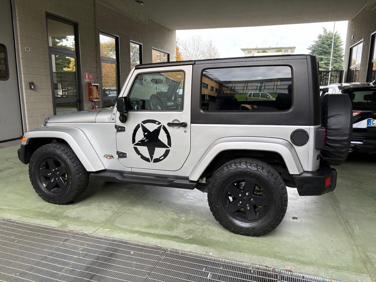 Jeep Wrangler 2.8 CRD DPF Sahara Auto