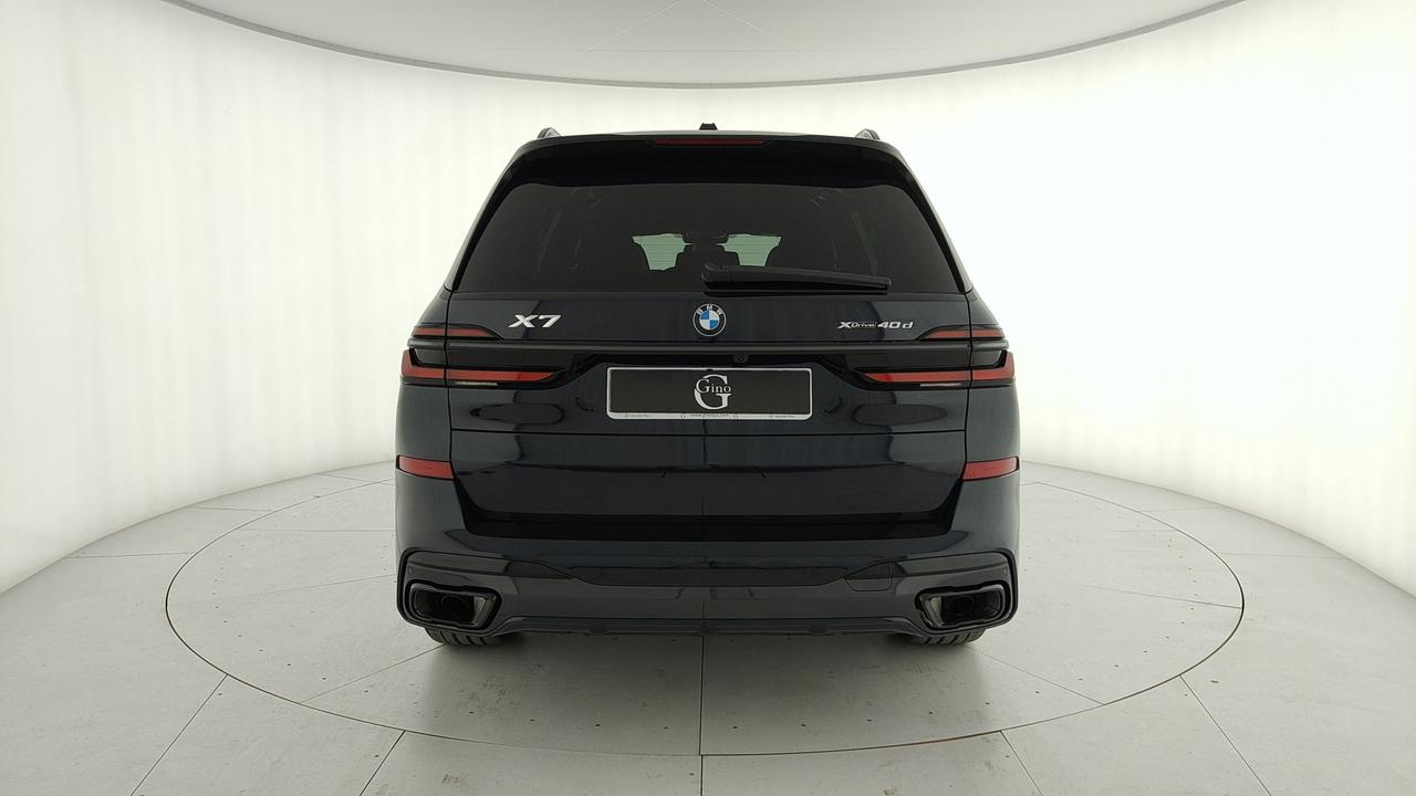 BMW X7 G07 2022 - X7 xdrive 40d 48V MSport auto 7p.ti