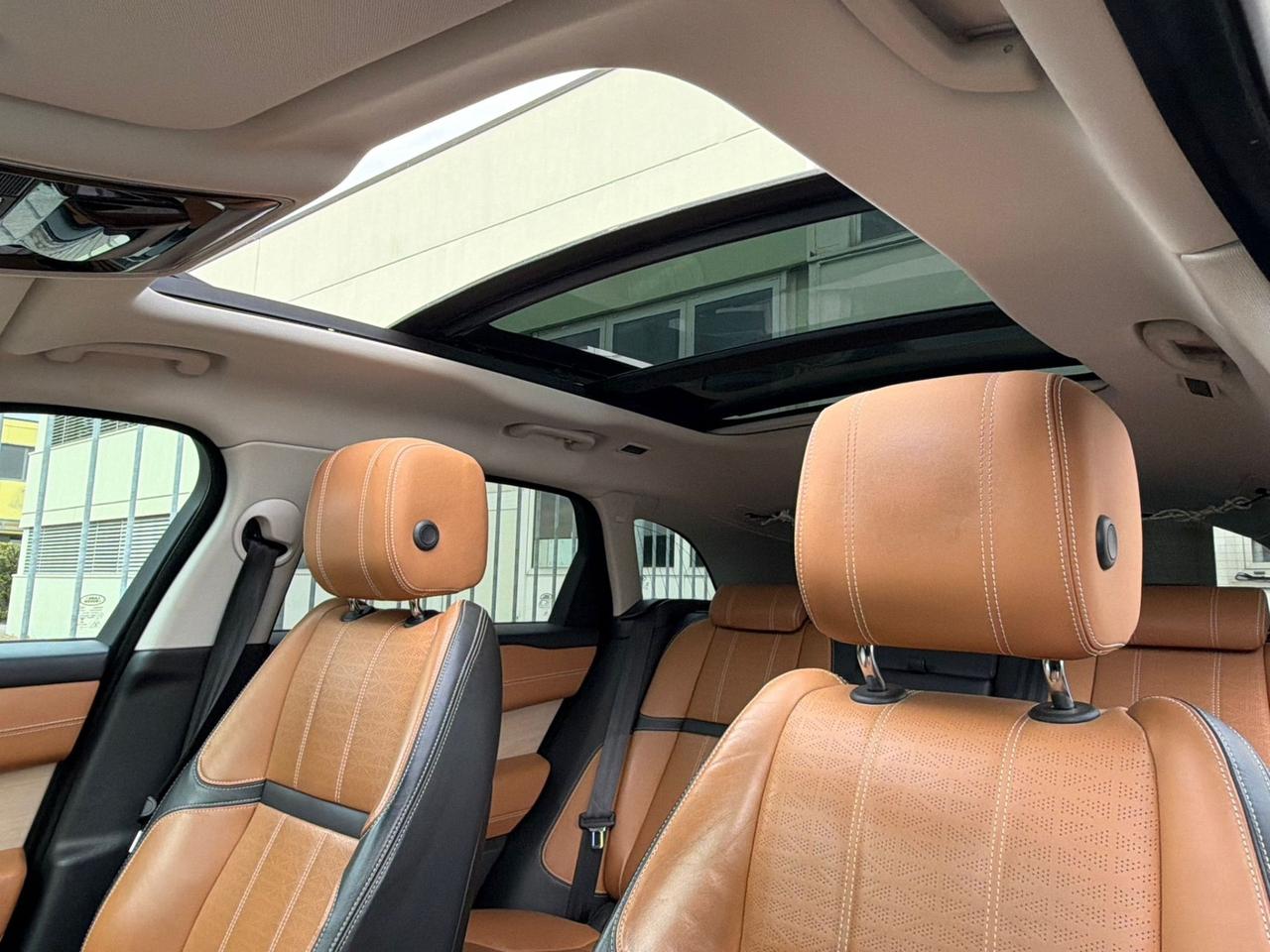 Land Rover Range Velar 3.0 V6 SD6 300 CV First Edition