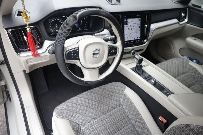 Volvo V60 Volvo V60 D4 Geartronic R-design PROMOZIONE Unicoproprietario