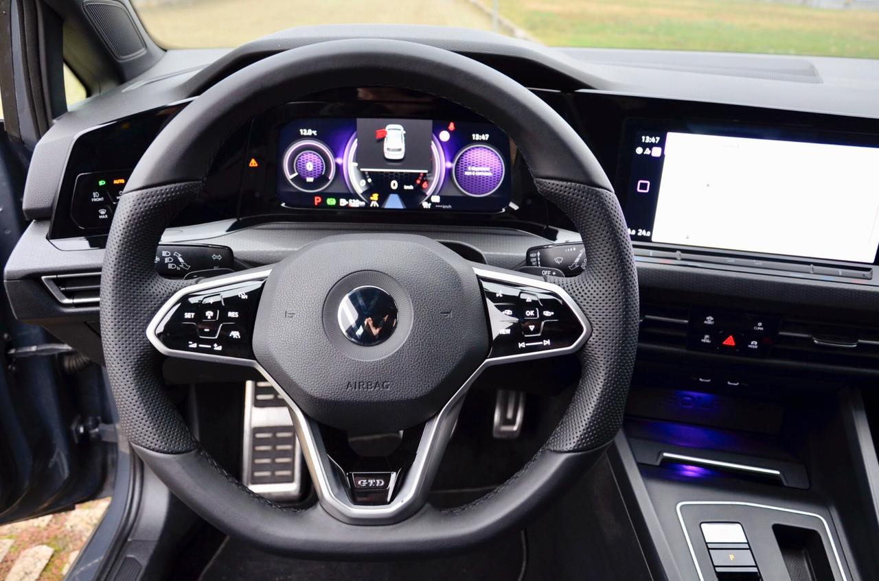 VOLKSWAGEN GOLF GTD 2.0 TDI 200cv DSG 5p. SERVICE UFF VW, UFF ITALIANA, EURO 6D, FARI IQ LED, APPLE ANDROID, 19", PERMUTE