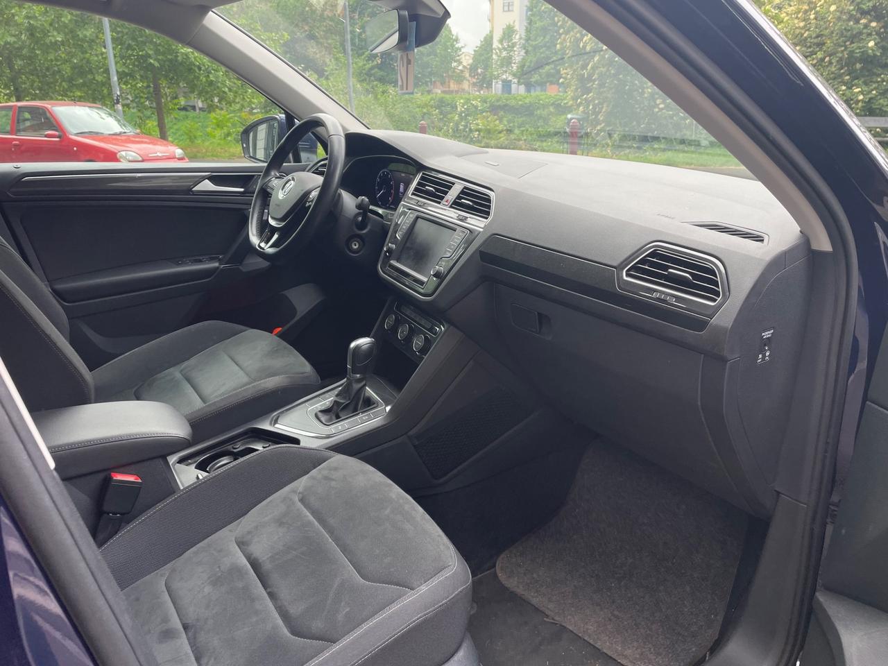 Volkswagen Tiguan 1.4TSI 150CV DSG Executive/GARANZIA