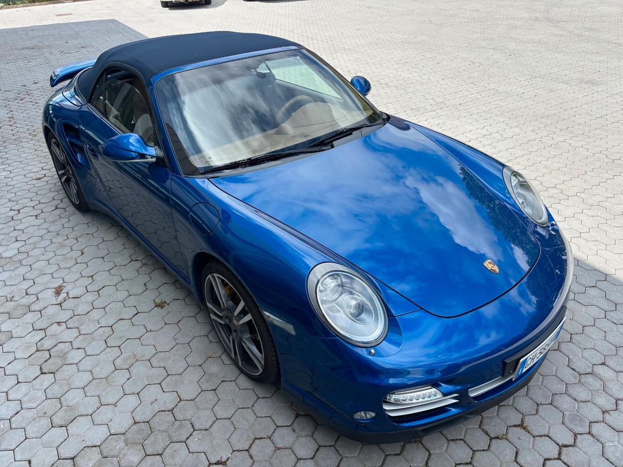 Porsche 911 Turbo S cabrio