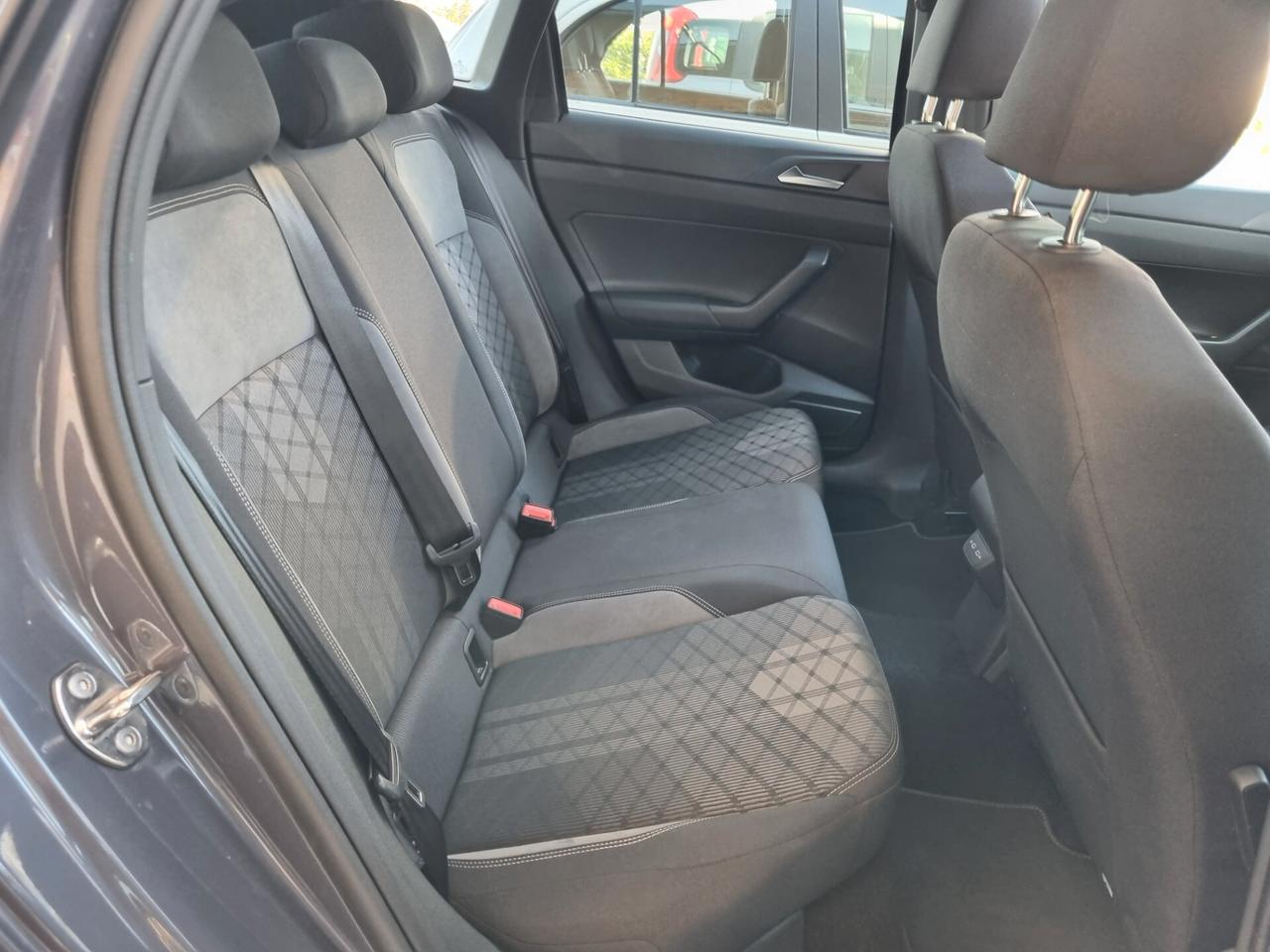 Volkswagen Taigo 1.0 TSI 115 CV R-Line