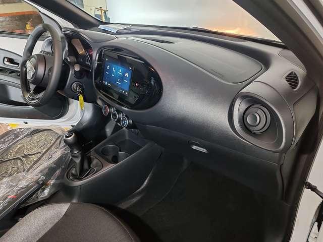 Toyota Aygo X 1.0 72cv Active + Telecamera