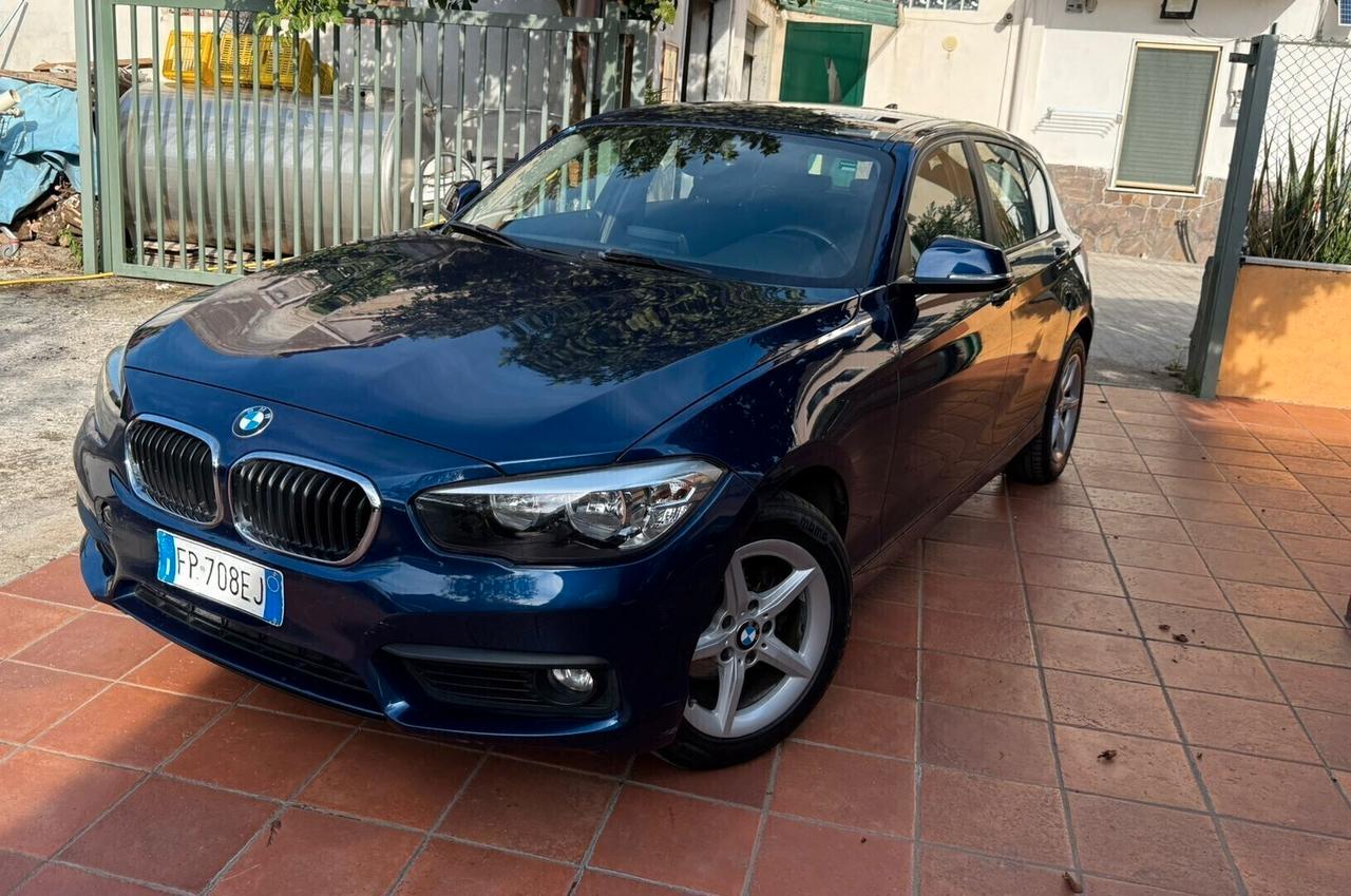 Bmw 118d 5p. Advantage cambio aut.