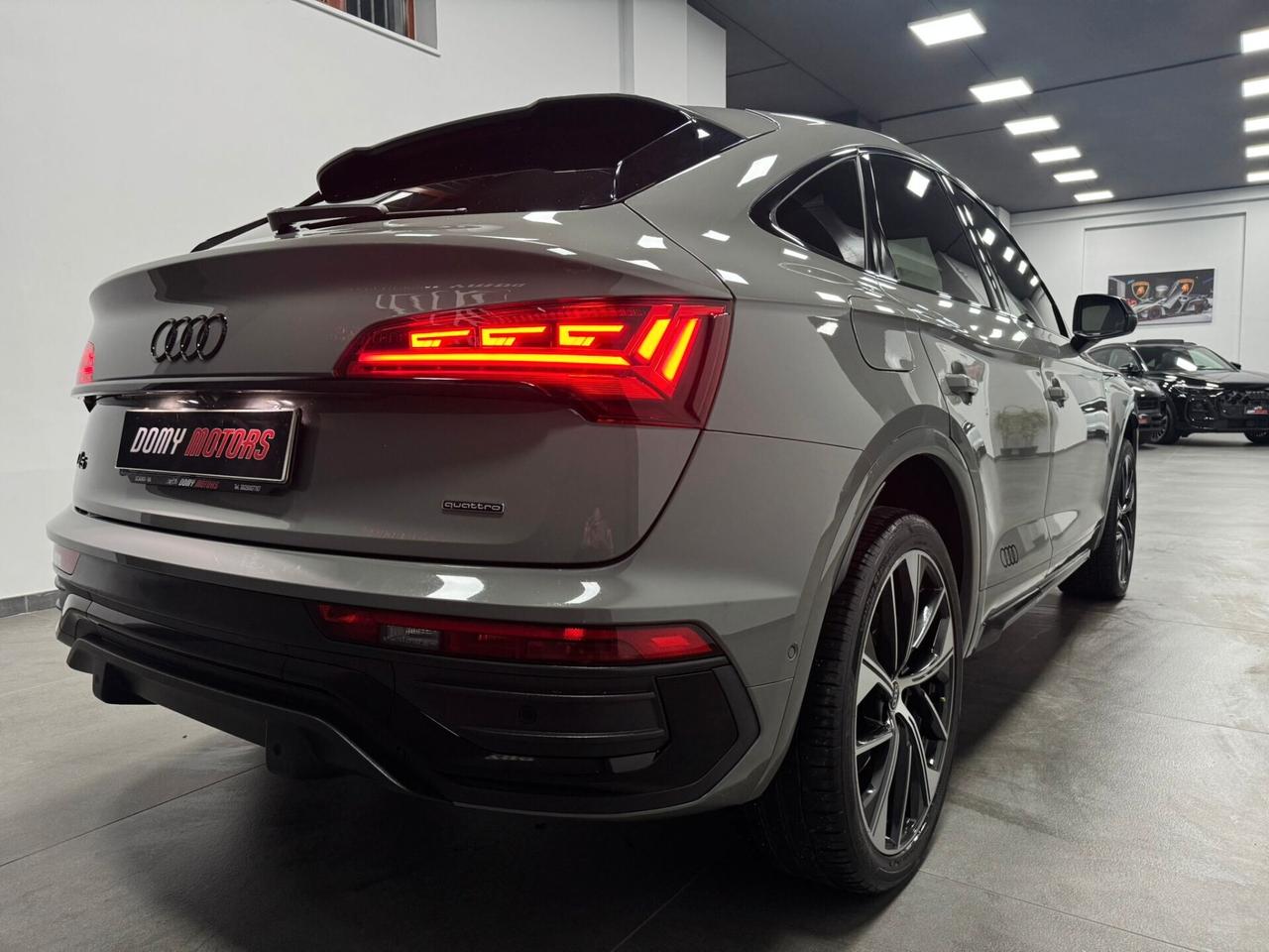 AUDI Q5 SPORTBACK 40 TDI QUATTRO S-TRONIC S-LINE EDITION