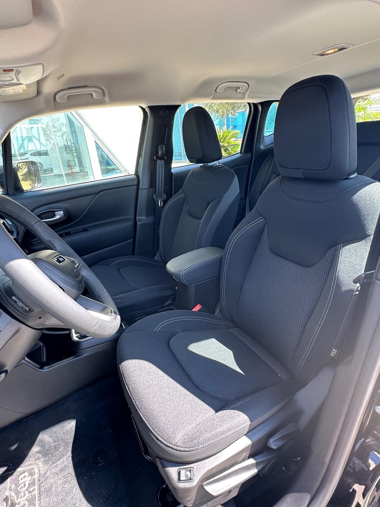Jeep Renegade 1.5 Altitude offerta T-Stock prezzo imperdibile