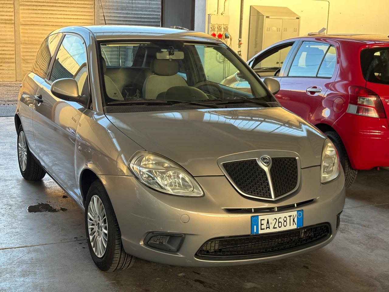 Lancia Ypsilon 1.2 Argento