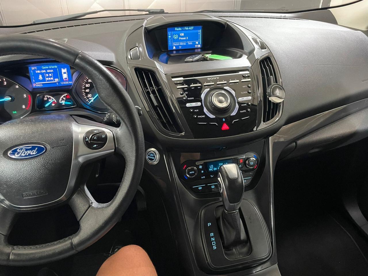 Ford Kuga 2.0 TDCI 140 CV 4WD Powershift Titanium