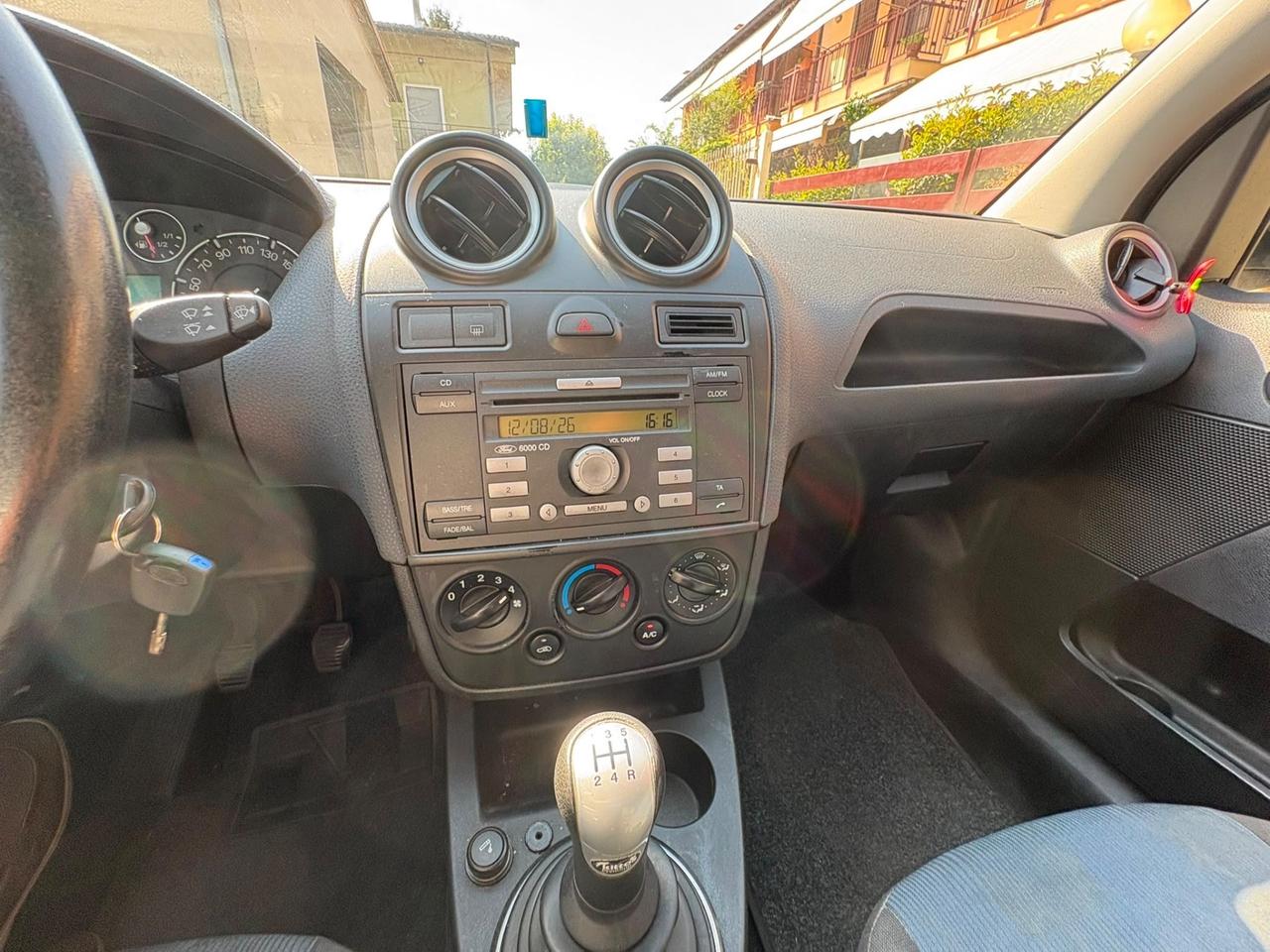Ford Fiesta 1.4 TDCi 5p. Ghia