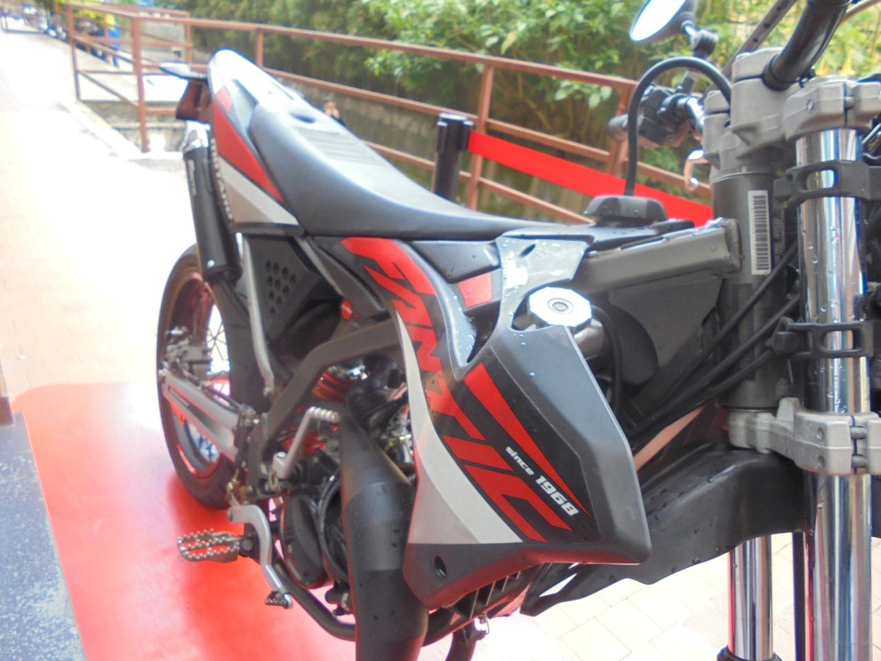 Fantic Motor Motard 50 PERFORMANCE