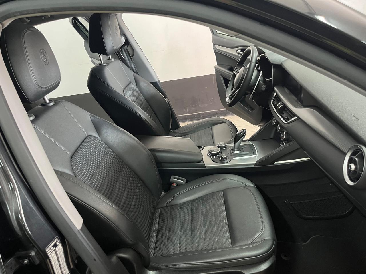Alfa Romeo Stelvio 2.2 210 CV AT8 Q4 Executive
