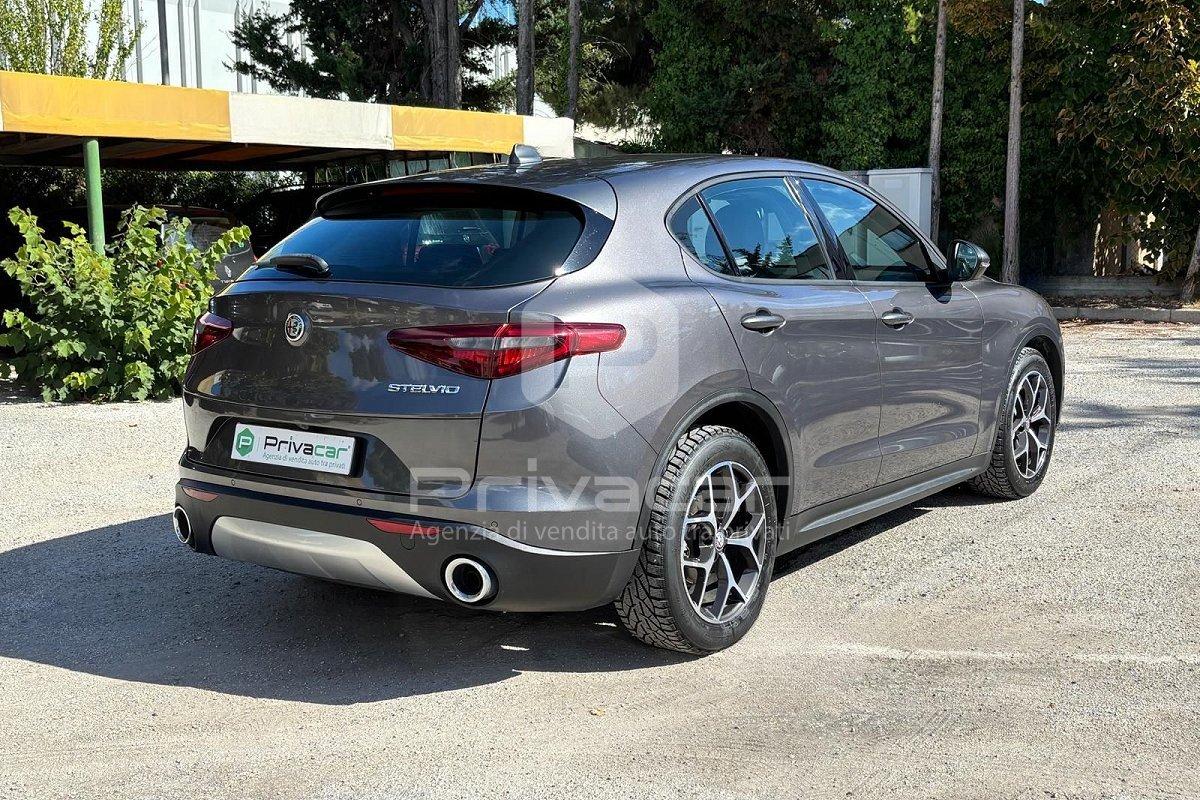 ALFA ROMEO Stelvio 2.2 Turbodiesel 180 CV AT8 RWD Executive