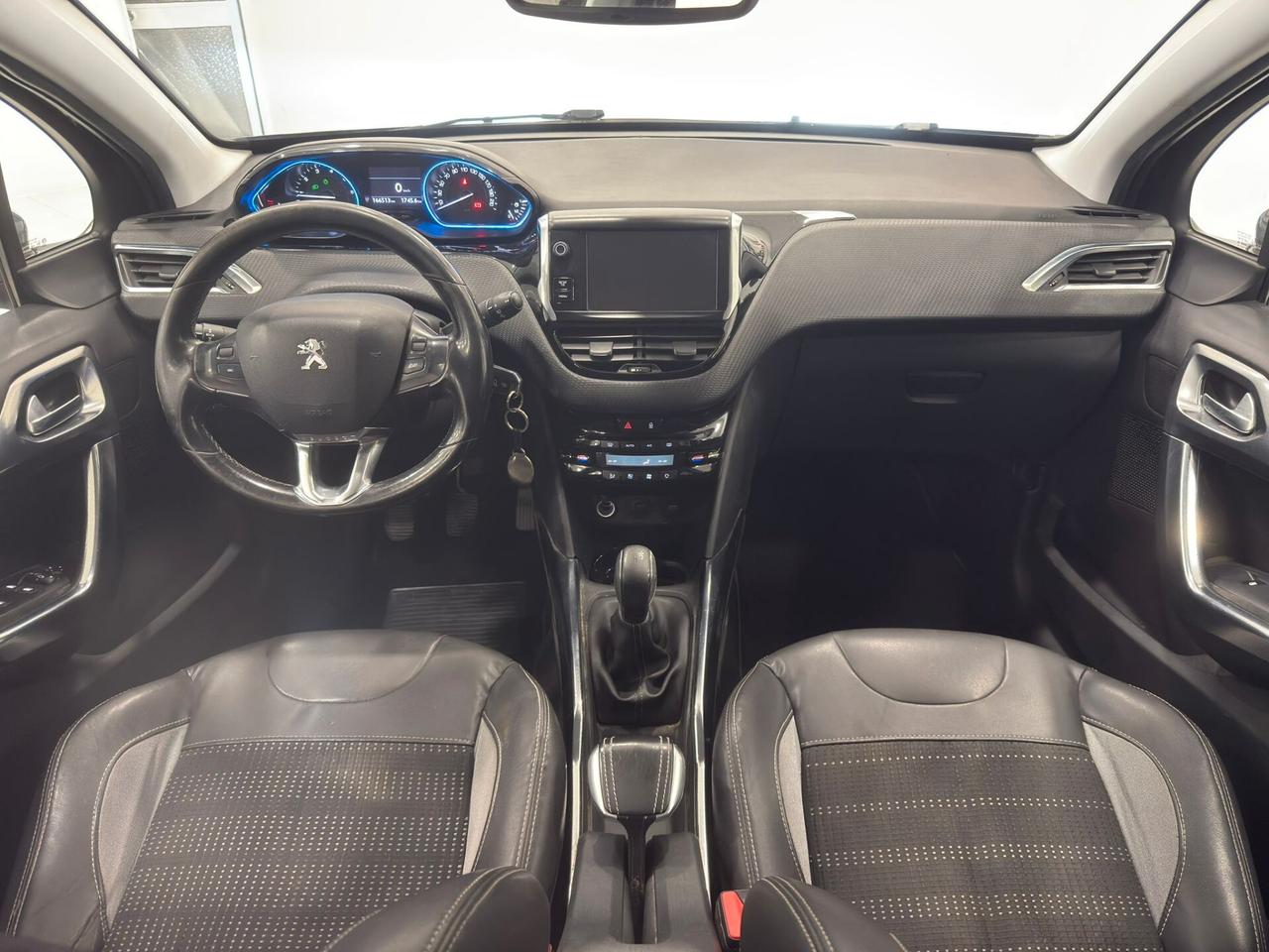 Peugeot 2008 1.2 VTi 82CV Allure