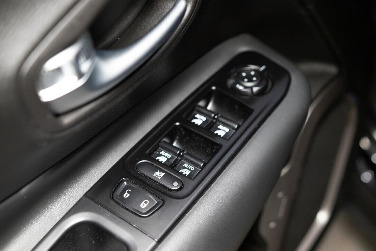 Jeep Renegade 1.6 Multijet 130cv BLACKEAGLE