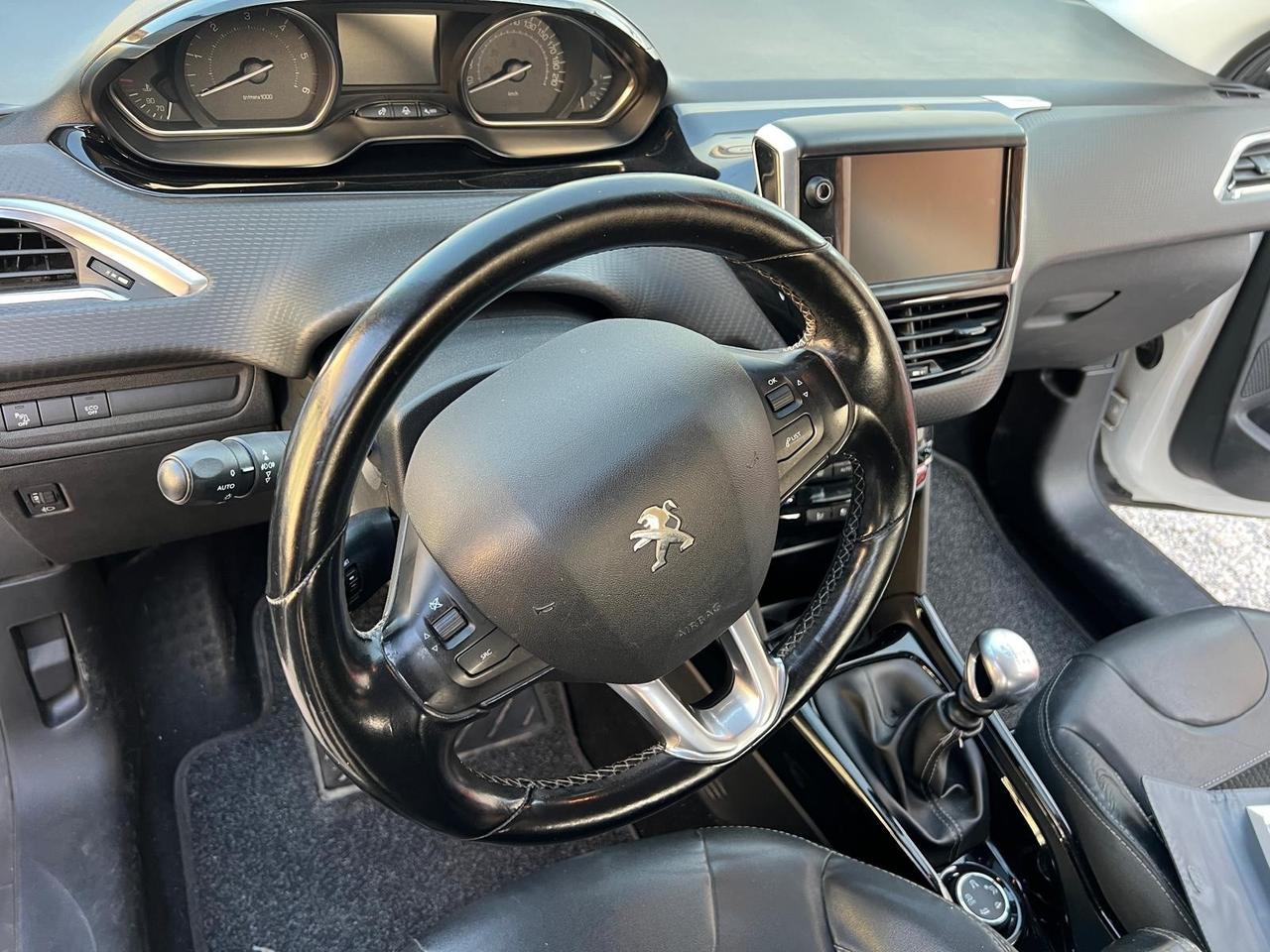 Peugeot 2008 BlueHDi 120 S&S Crossway