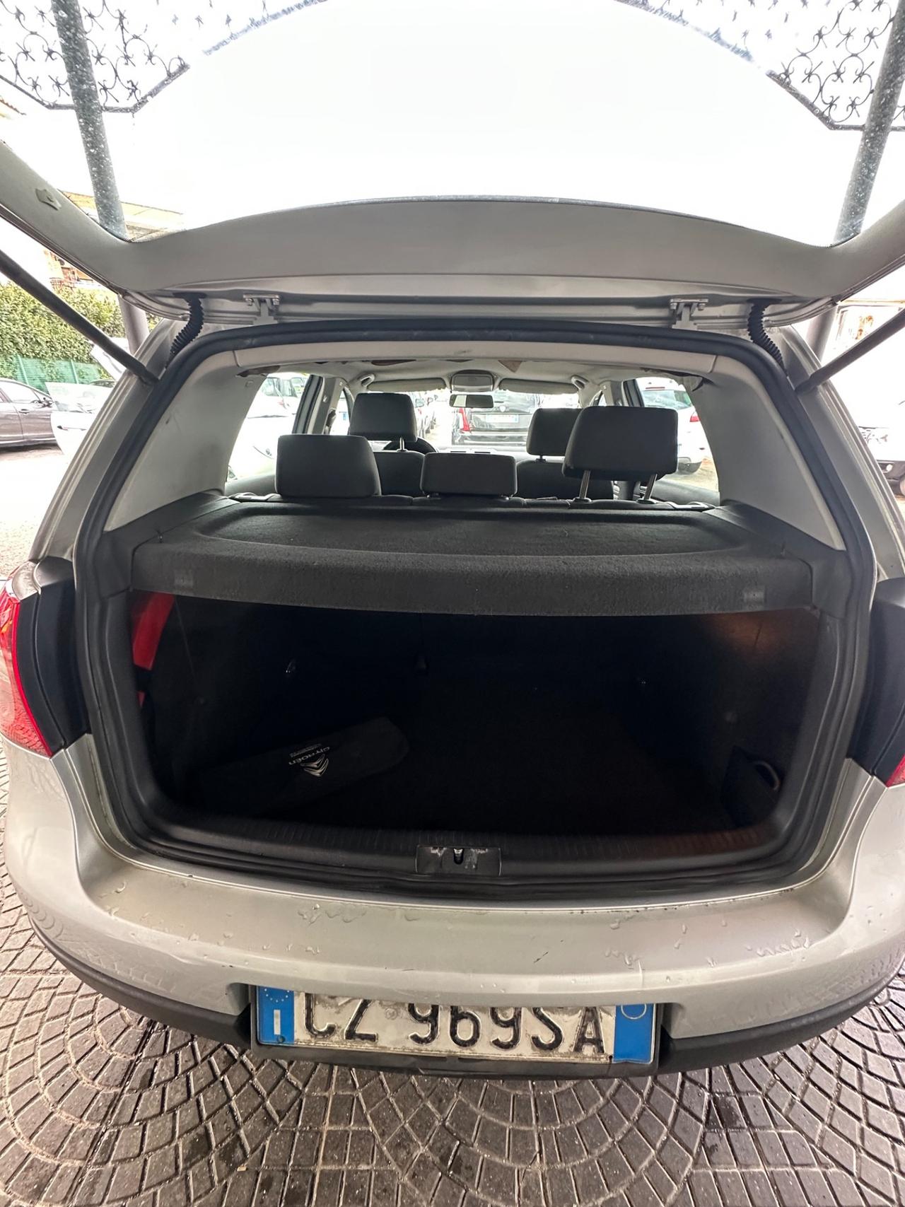 Volkswagen Golf 1.9 TDI 5p. Sportline Ltd.Edition