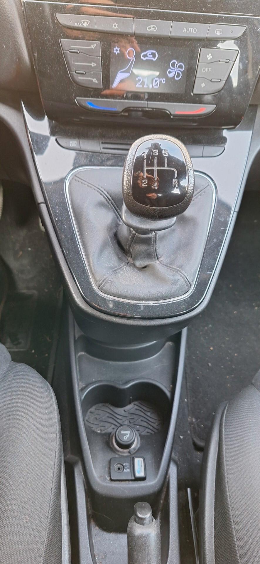 Lancia Ypsilon 1.2 69 CV 5 porte Gold