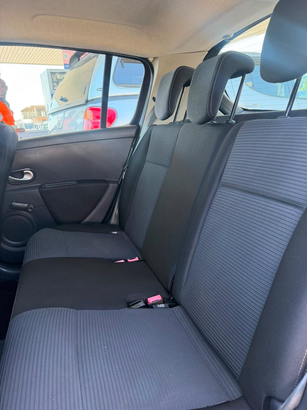 Renault Clio 1.2 16V 5 porte Dynamique