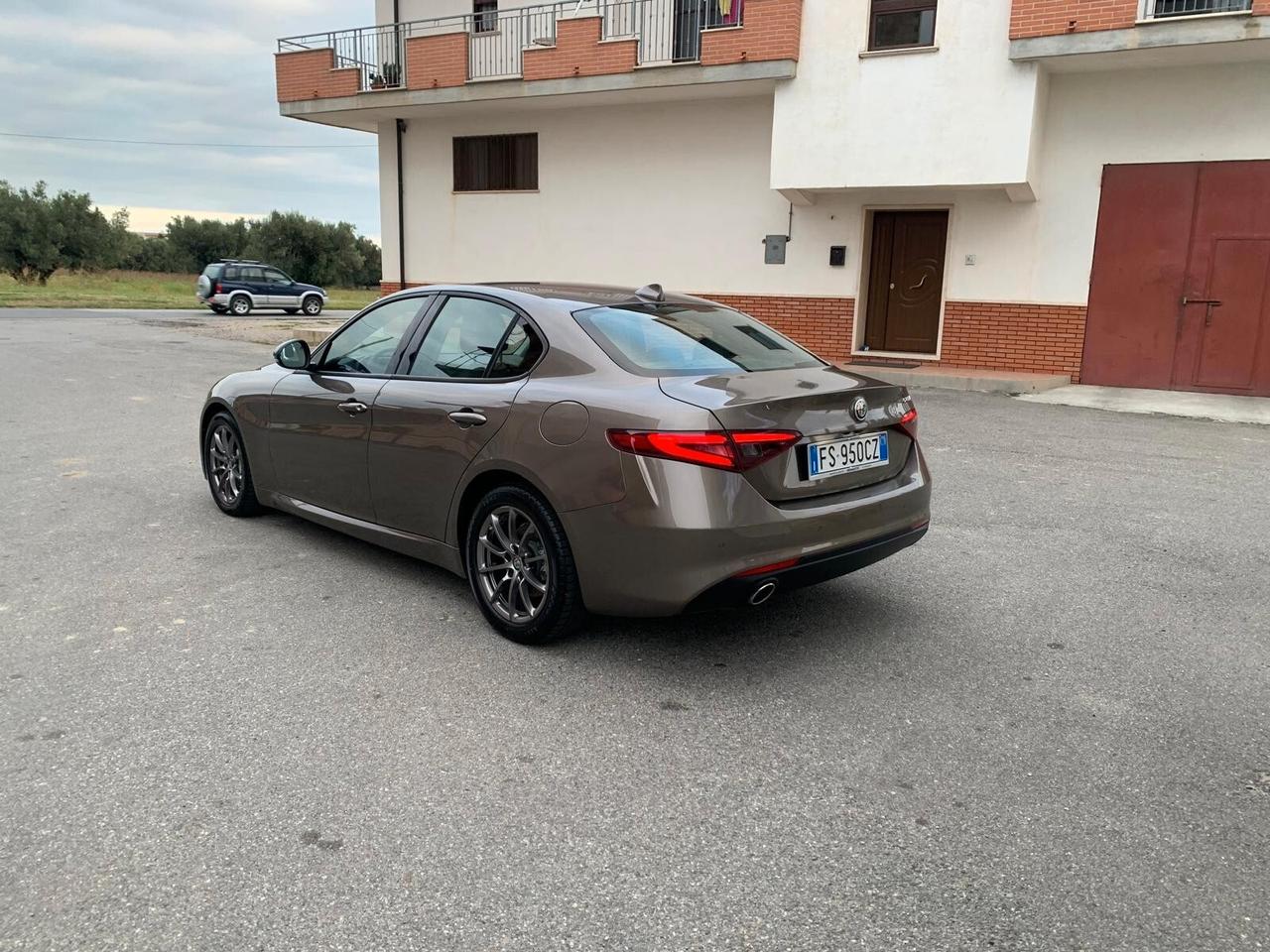 Alfa Romeo Giulia 2.2 Turbodiesel 160 CV Super