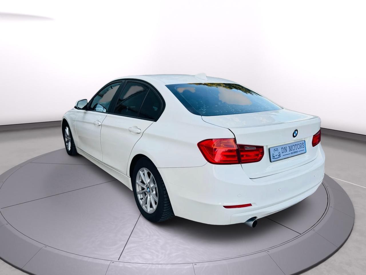 Bmw 318d 2.0 tdi 143cv anno 2013 cambio automatico