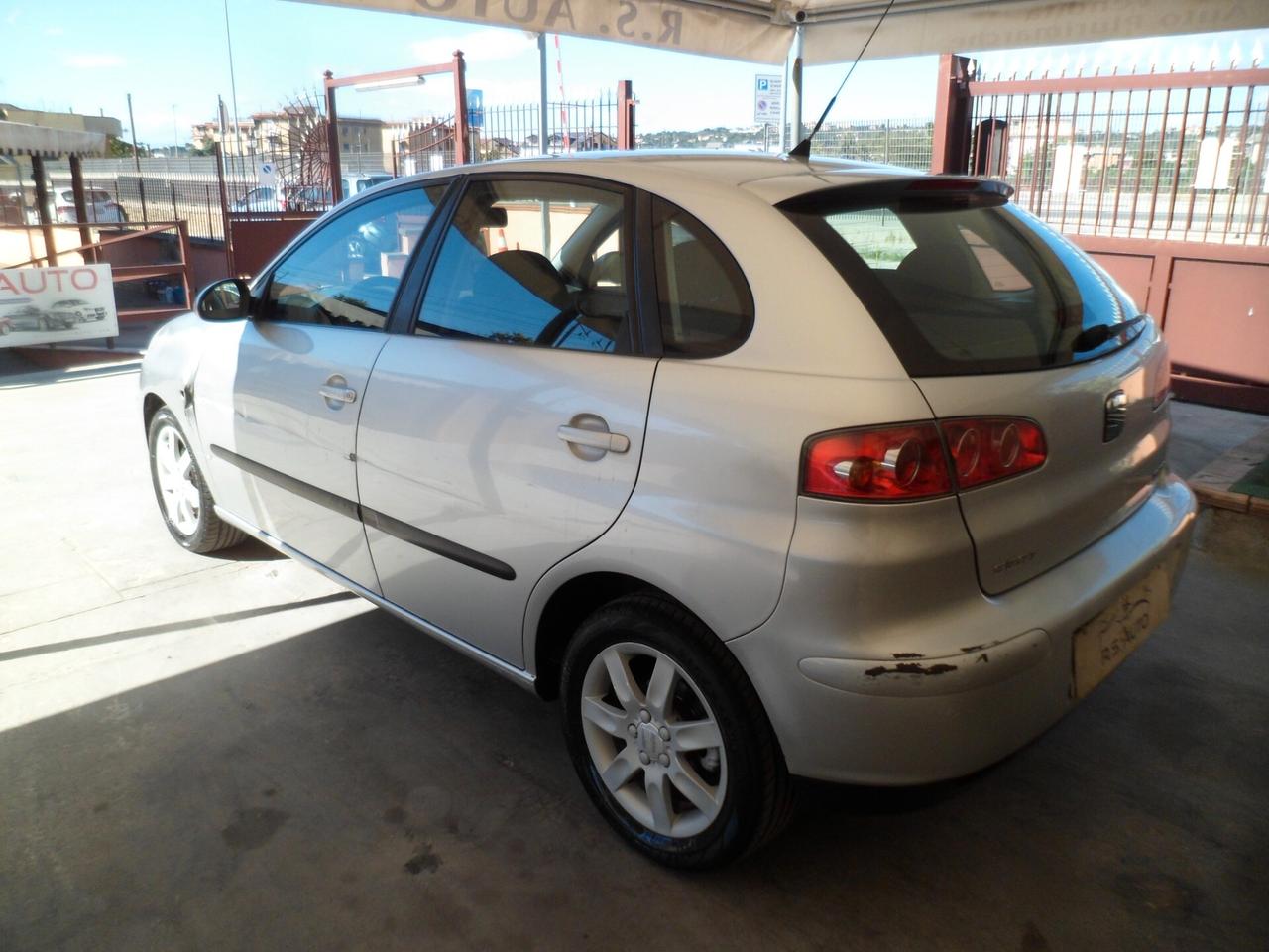 SEAT Ibiza 1.4 benzina 5 porte full optional 04