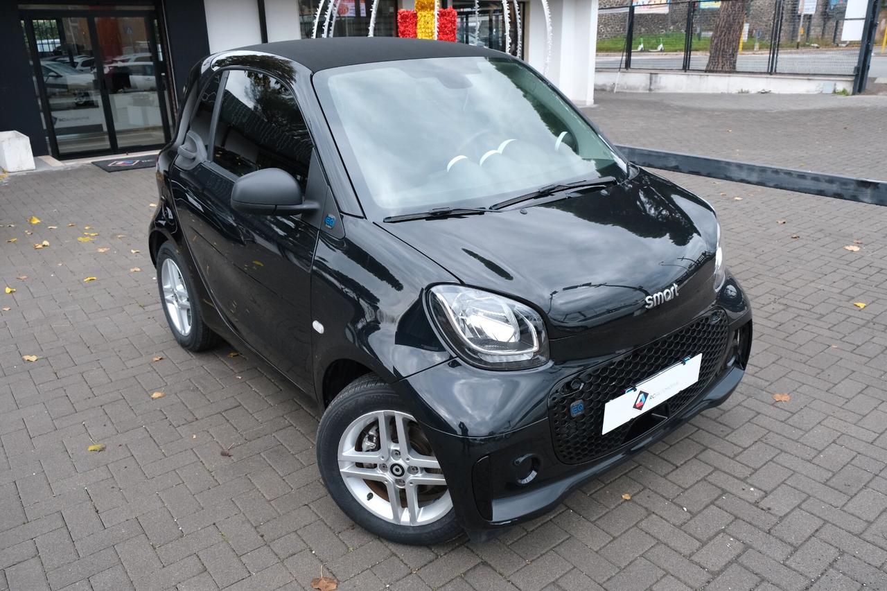 Smart ForTwo Coupè EQ PURE Deep Black