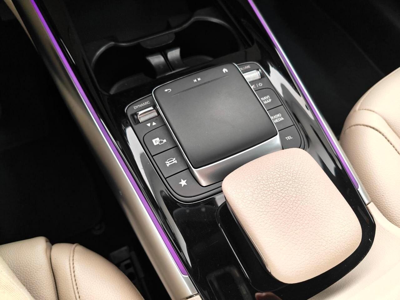 MERCEDES Classe B (W247) B 180 d Automatic ...