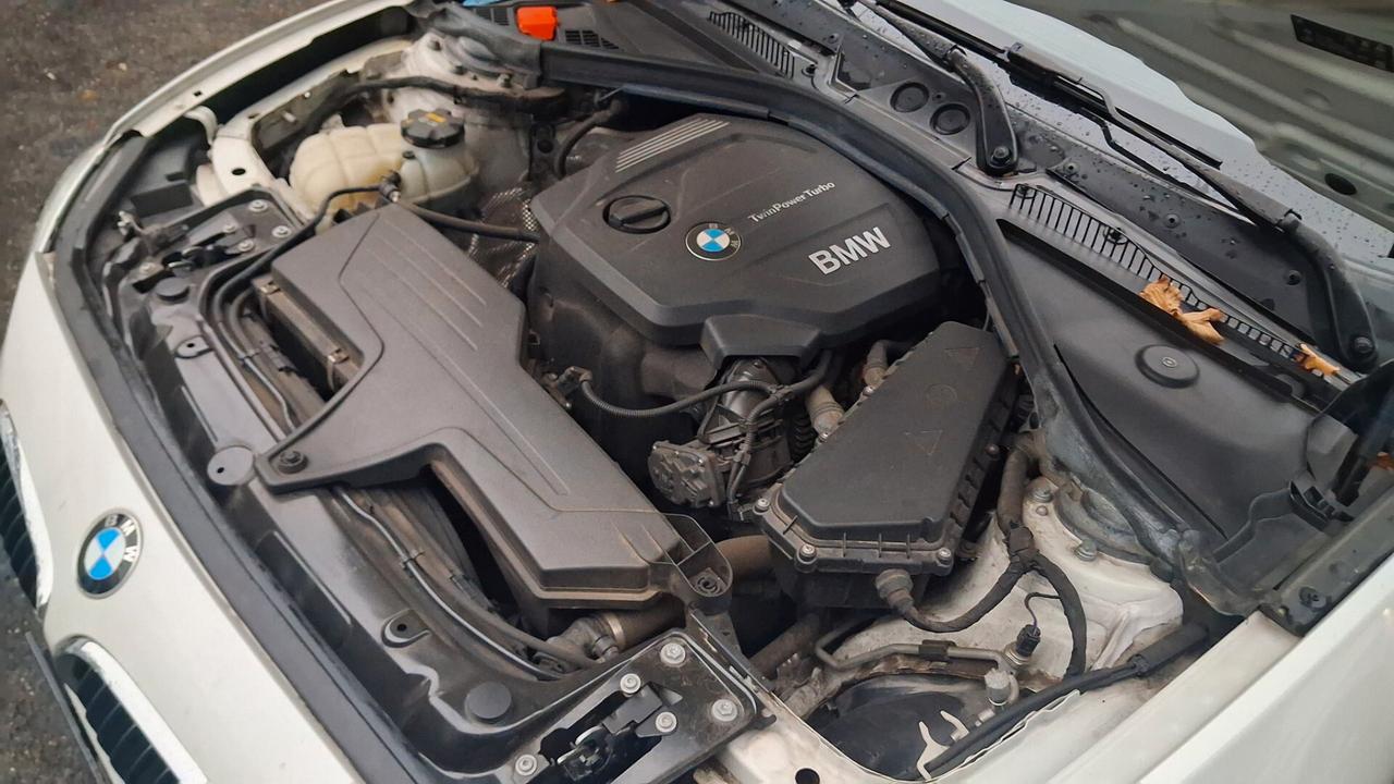 Bmw 116 116d 5p. Advantage