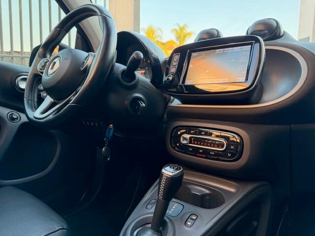 Smart ForTwo BRABUS 0.9 cabrio Xclusive