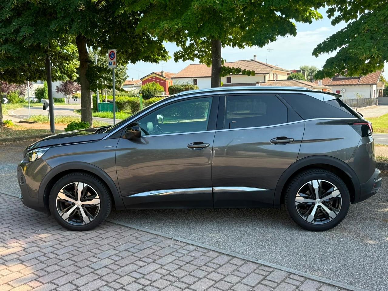 Peugeot 3008 GTLINE 2019 diesel1.5