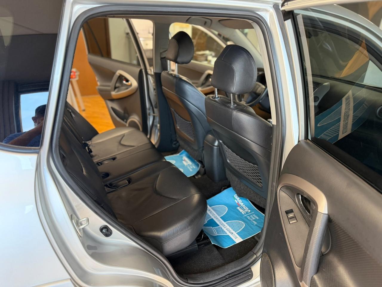 Toyota RAV 4 RAV4 2.2 D-4D 177 CV Luxury