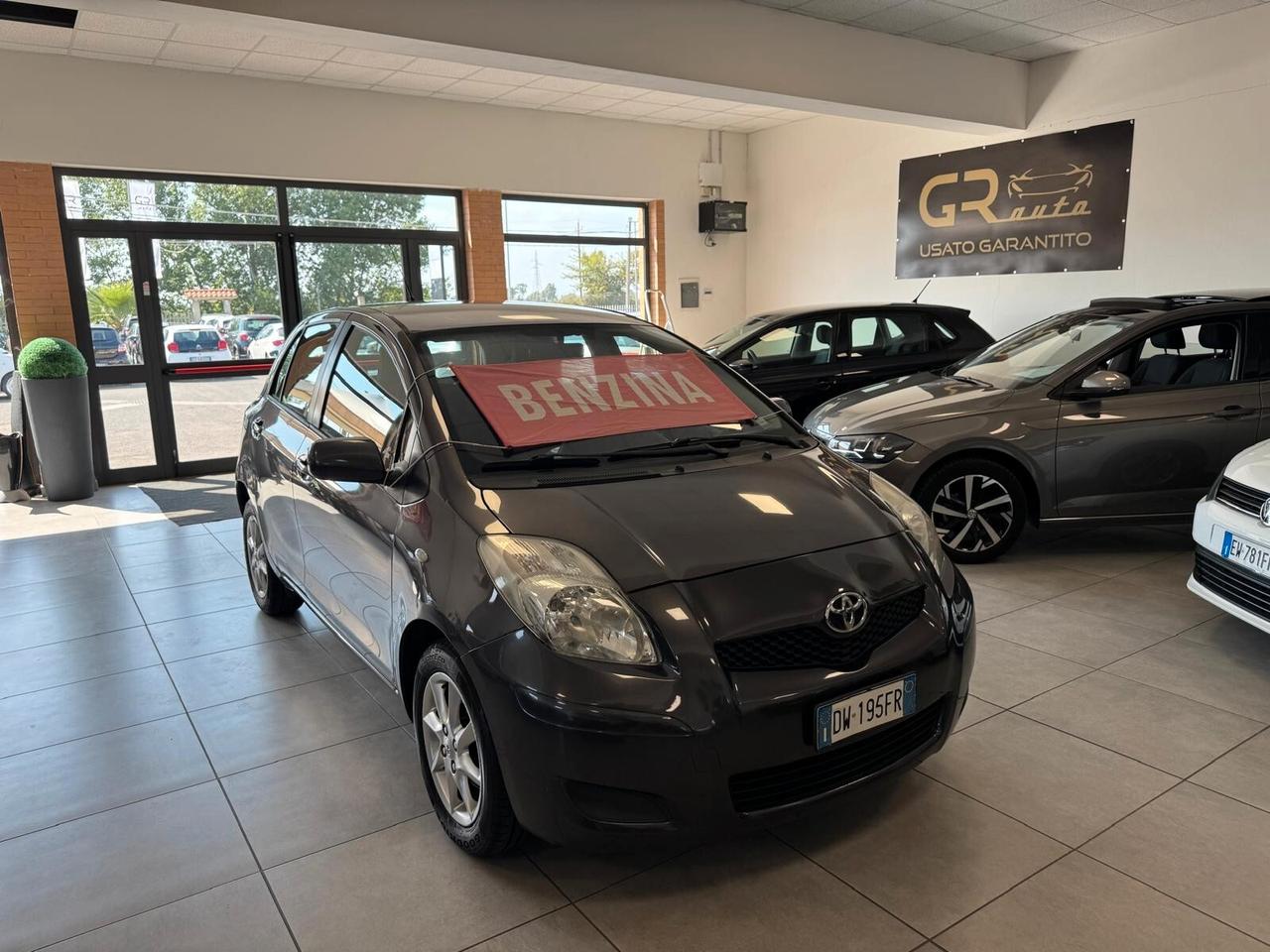 Toyota Yaris 1.3 5 porte Sol