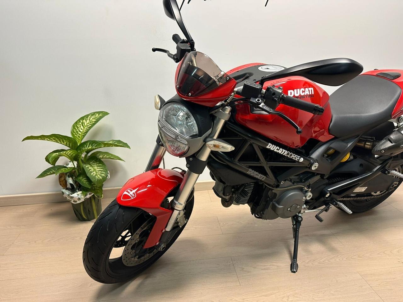 DUCATI MONSTER 696 SCARICO TERMIGNONI DA 99€ AL MESE