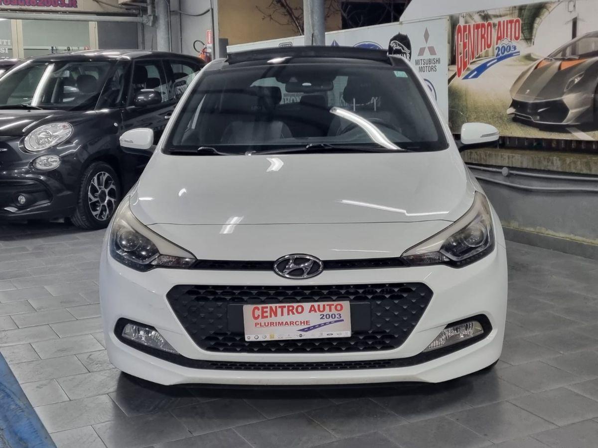 HYUNDAI - i20 - 1.1 CRDi 12V 5p. Style-Tetto Panoramico