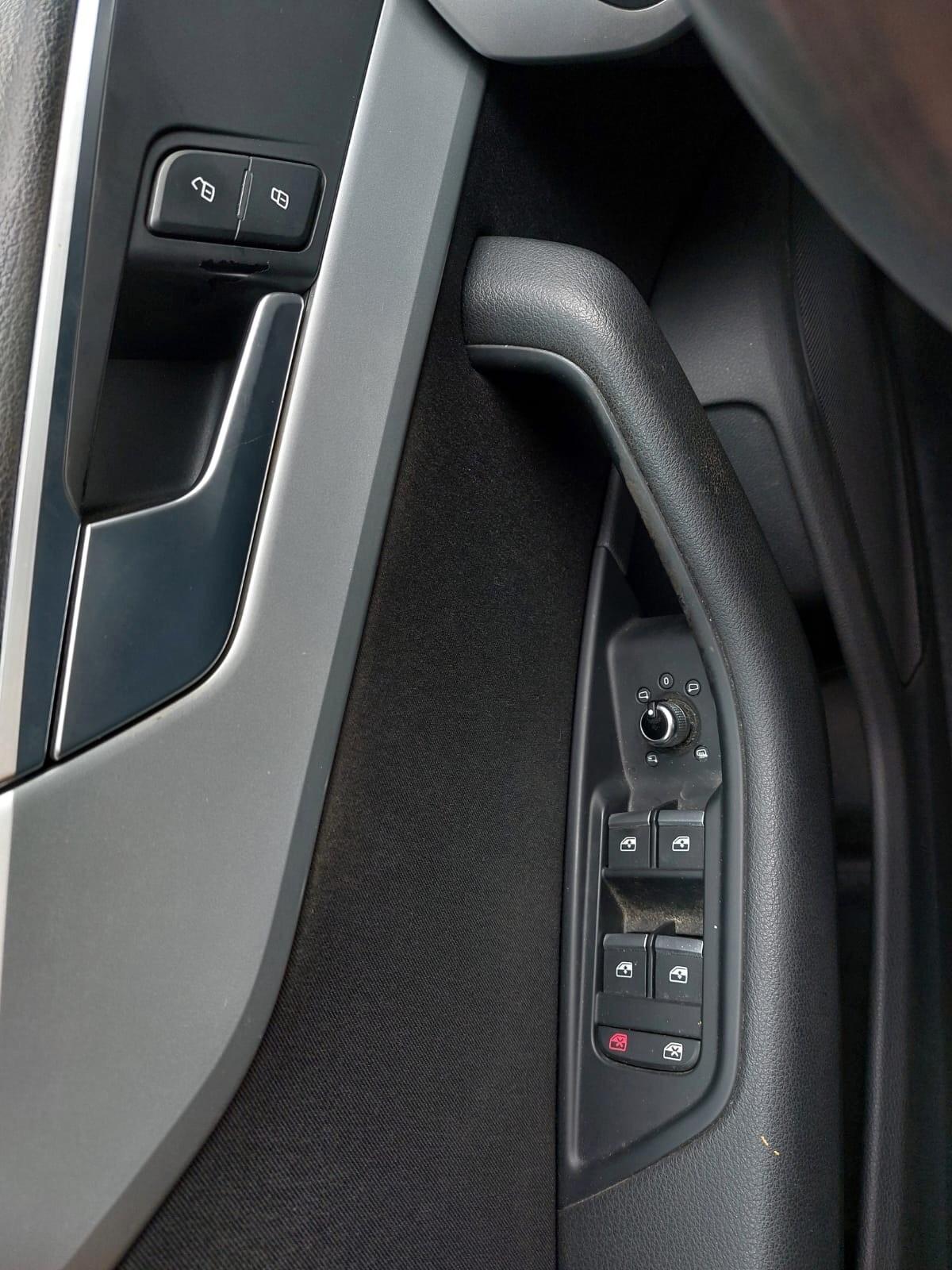 Audi A4 Avant 2.0 TDI 150 CV S tronic SLine