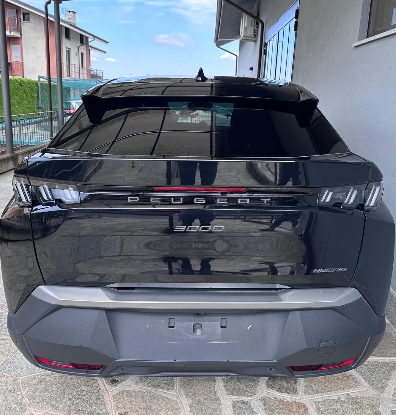 Peugeot 3008 3008 1.2 hybrid Allure 145cv e-dcs6