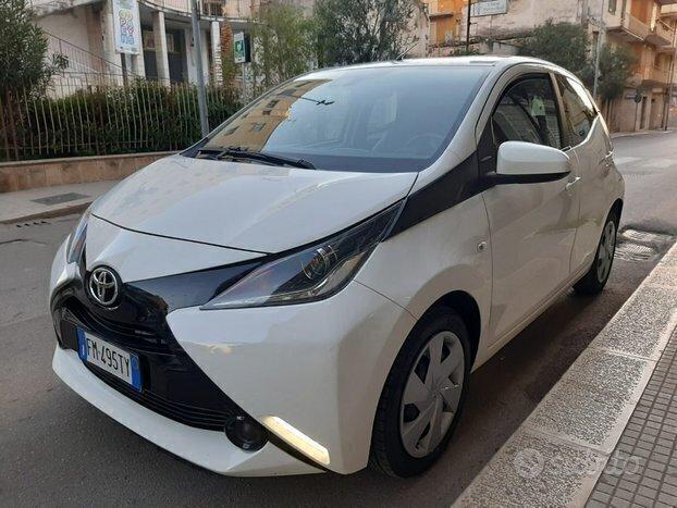 TOYOTA Aygo 1.0 VVT-i 69CV BENZINA UNIPRO