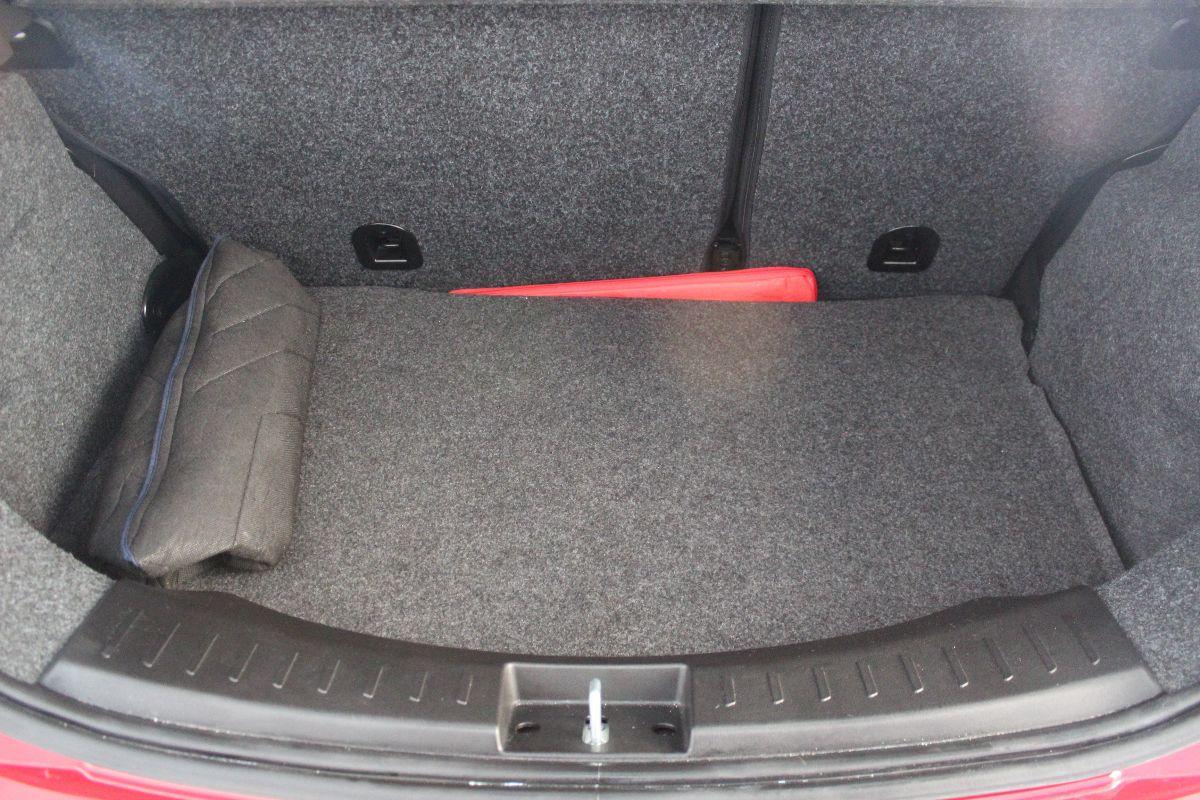 LANCIA - Ypsilon - 1.2 69 CV 5p. GPL Ecochic Ele.Bl