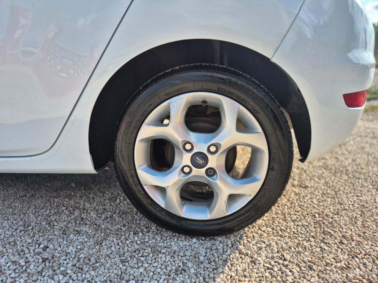 Ford Fiesta 1.2 60Cv PERFETTE CONDIZIONI