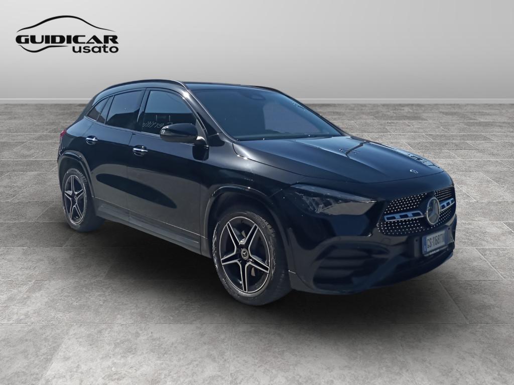 Mercedes-Benz GLA-H247 2023 - GLA 180 d AMG Line Advanced Plus auto