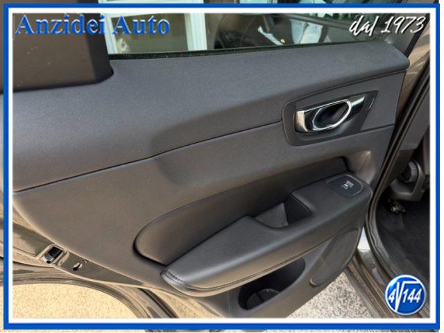 VOLVO XC60 B4 D AWD Geartronic Business