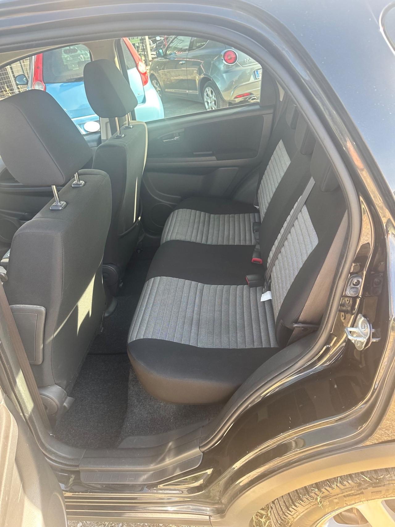 Fiat Sedici 2.0 MJT 16V DPF 4x4 Emotion