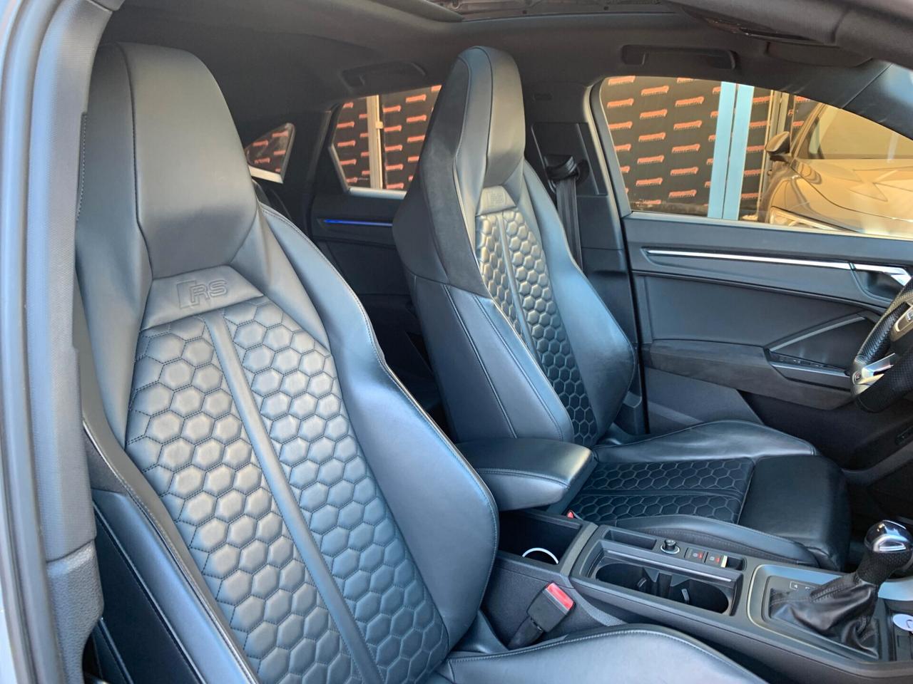 Audi RSQ3 quattro S tronic