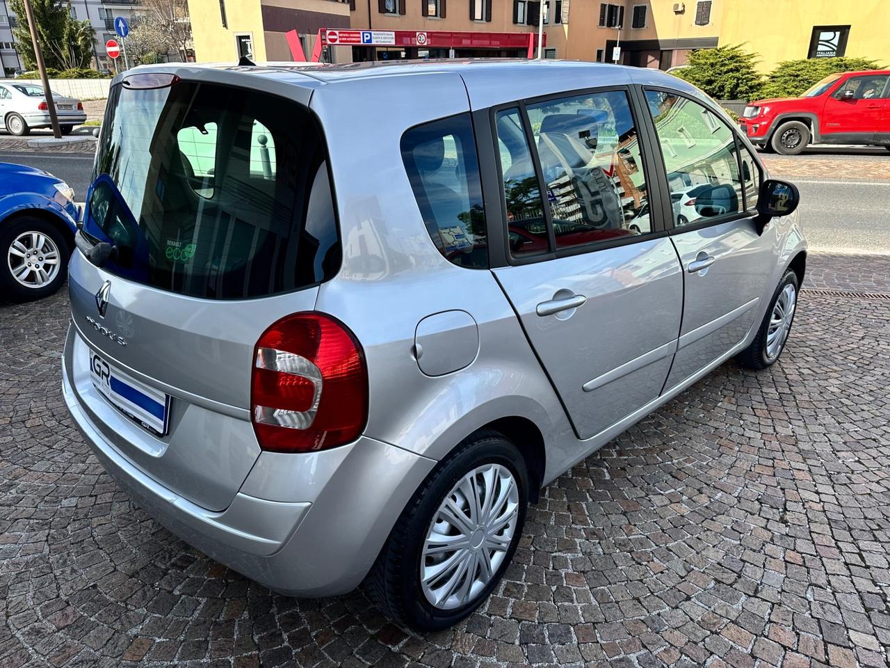 Renault Modus Grand 1.2Bz 75Cv 5P - Uniproprietario