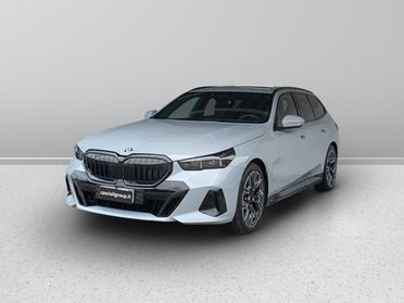 BMW Serie 5 G61 2024 Touring - 520d Touring 48V xdrive MSport auto